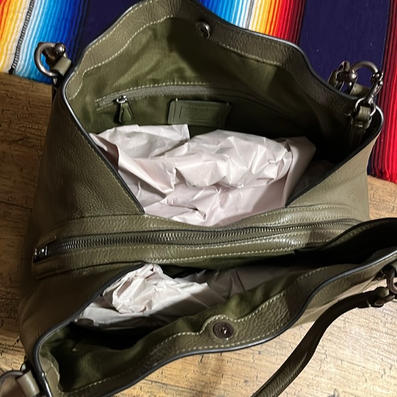 Coach Edie Leather Army Green Shoulder BAG - Picture 6 of 10